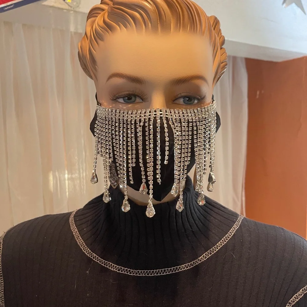 Dazzling Diva Mask
